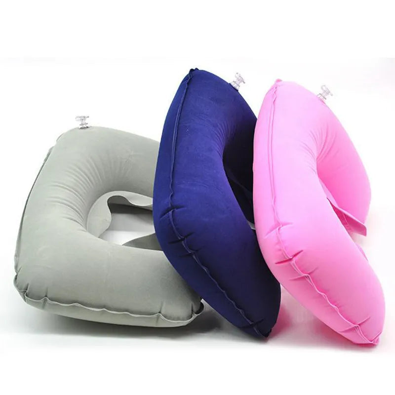 Cojín inflable en forma de C para avión
